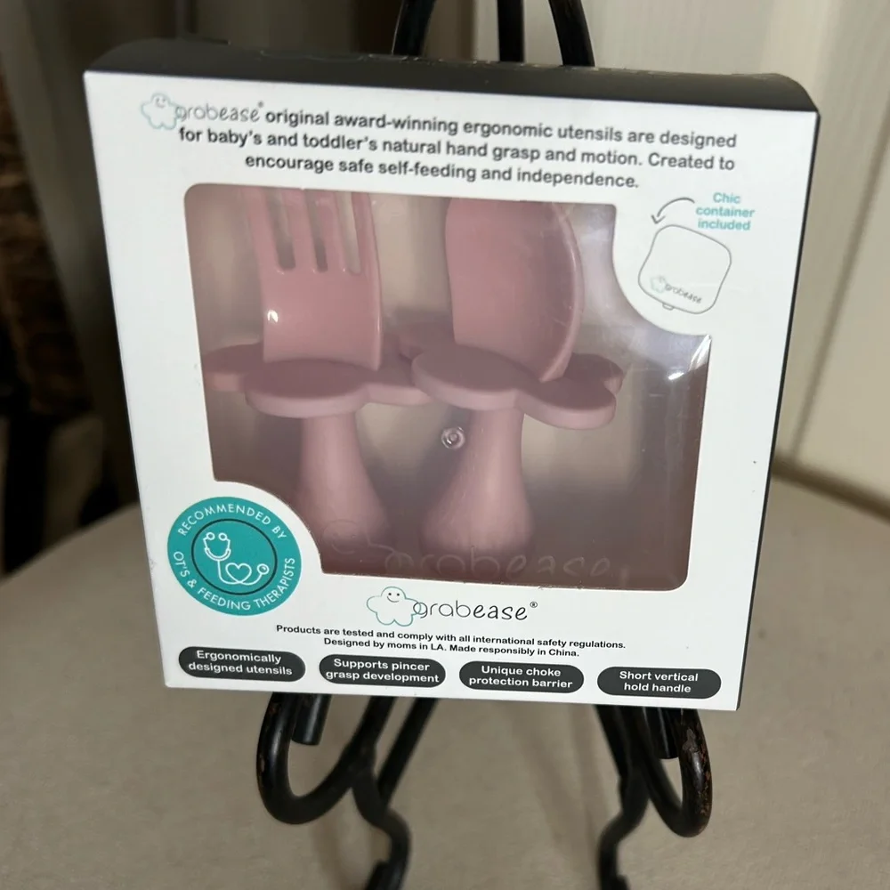 NWT grabease baby toddler ergonomically designed utensils pink age 6m+